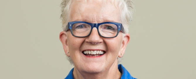 headshot of claudia rumwell