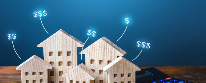 Prices comparison for different housing options. senior living cost