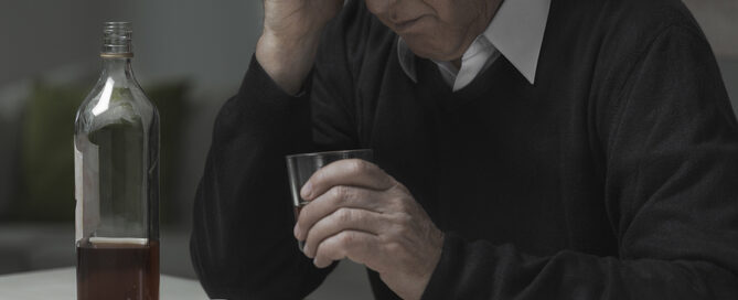 older adult man uses drugs and alcohol substance abuse among older adults