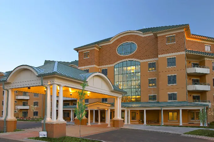 Lakeview Village - Image 2