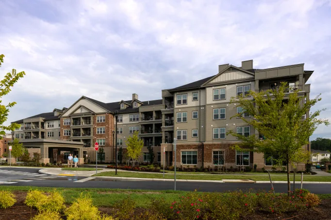 Lakewood - Image 4
